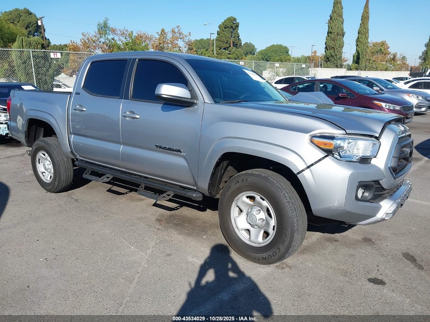 TOYOTA TACOMA SR5