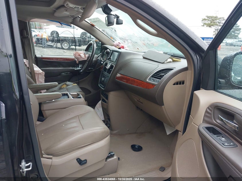 2C4RC1CG9ER234423 2014 CHRYSLER TOWN & COUNTRY photo no. 5