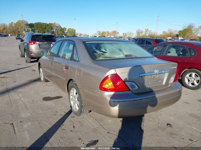 4T1BF28B0YU024467 2000 TOYOTA AVALON photo no. 3