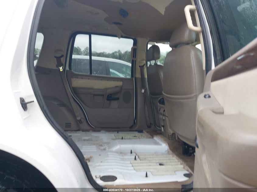 2004 Ford Explorer Eddie Bauer VIN: 1FMZU64W54UA16346 Lot: 43534170