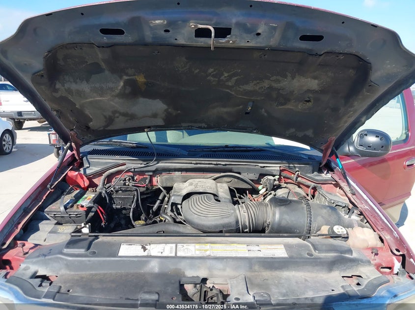 2000 Ford F-150 VIN: 2FTRX17W8YCB10611 Lot: 43534175