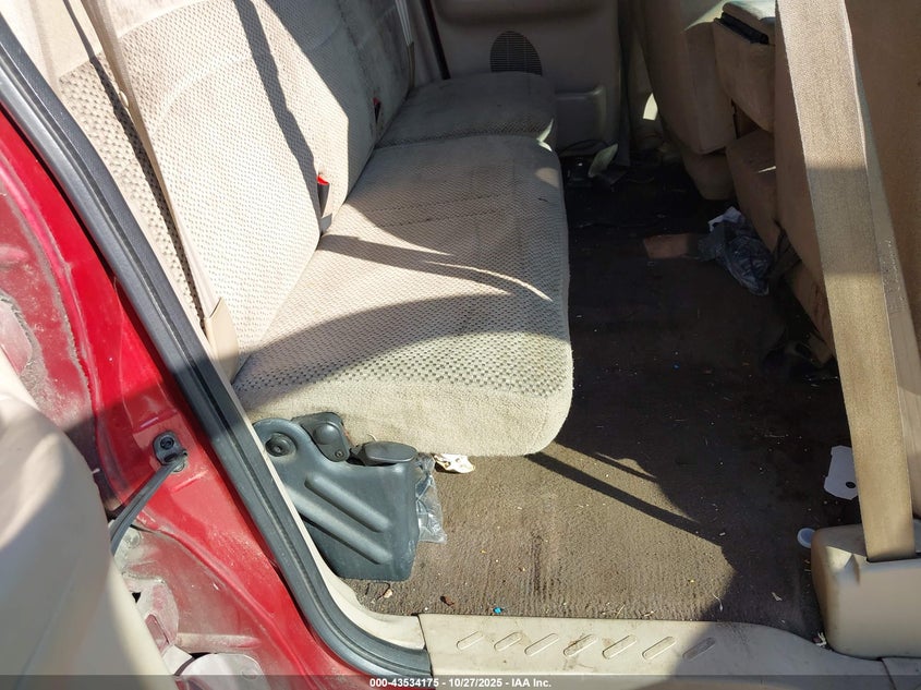 2000 Ford F-150 VIN: 2FTRX17W8YCB10611 Lot: 43534175