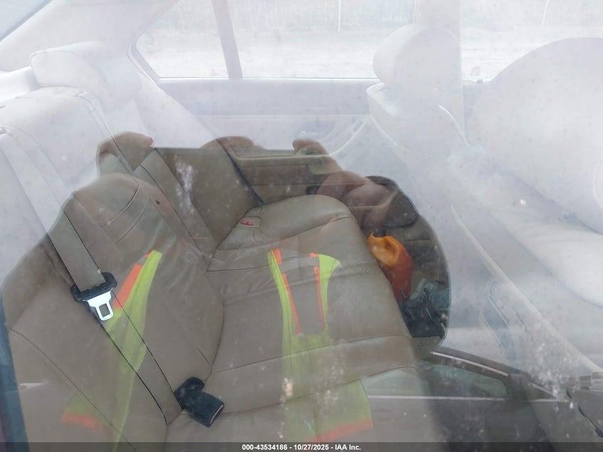 1998 BMW 740Ia VIN: WBAGF8322WDL53511 Lot: 43534186