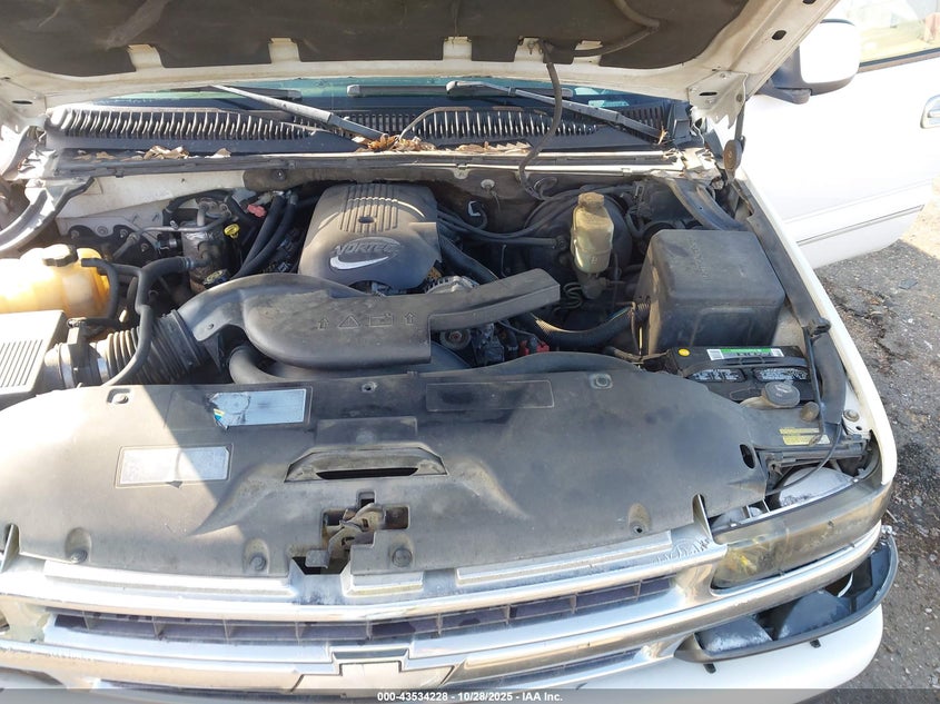 2002 Chevrolet Tahoe Lt VIN: 1GNEK13Z52J101426 Lot: 43534228