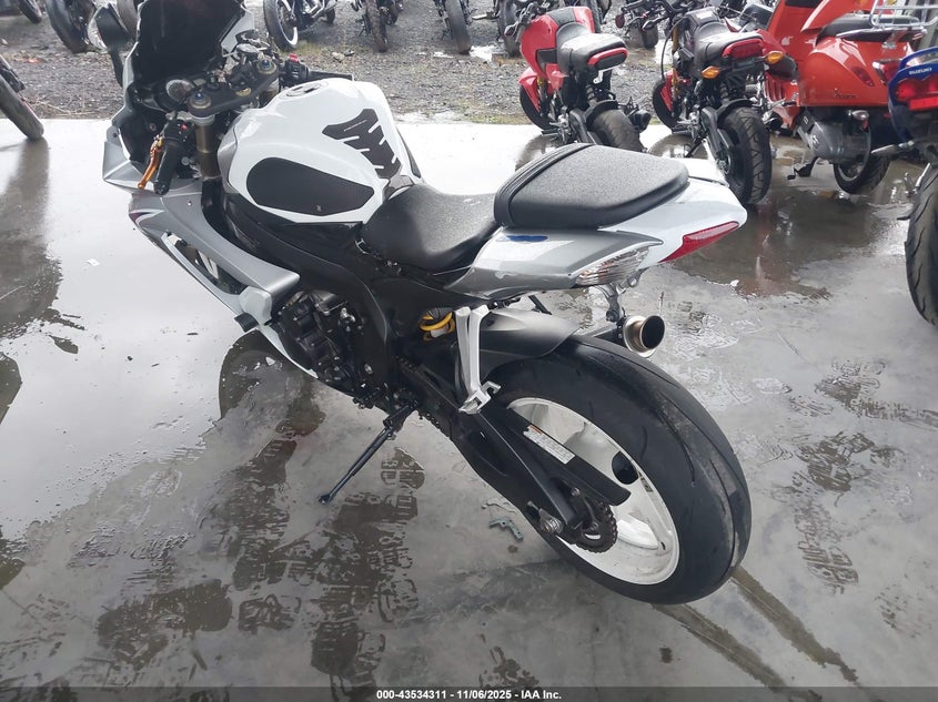 JS1GN7EA282106289 2008 SUZUKI GSX-R photo no. 3