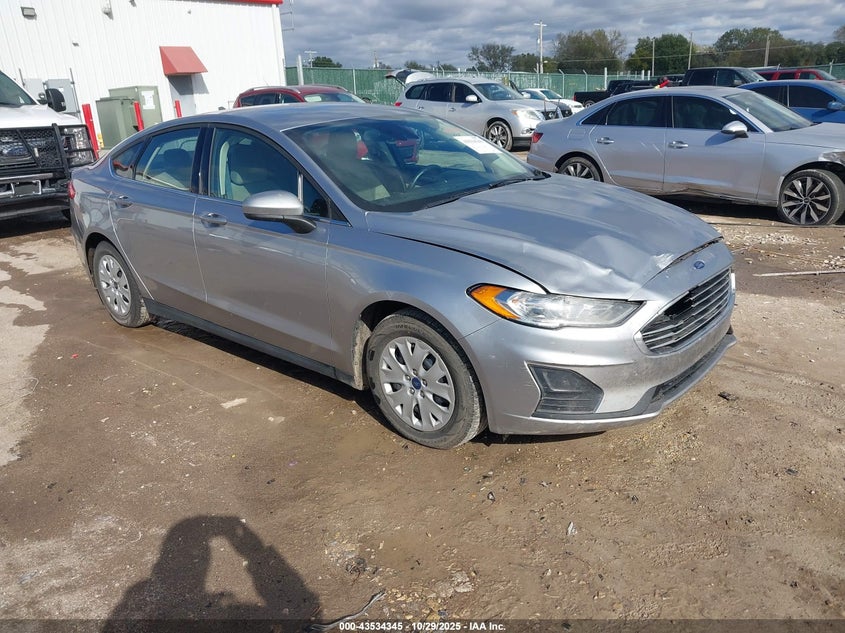 FORD FUSION S