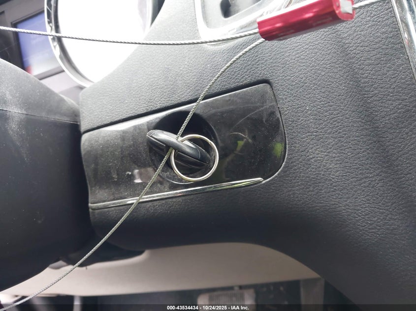 2011 Chrysler Town & Country Touring VIN: 2A4RR5DG1BR621607 Lot: 43534434