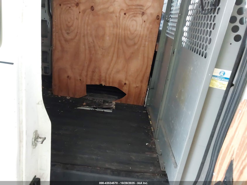 2007 Chevrolet Express Work Van VIN: 1GCFG15X271223856 Lot: 43534570