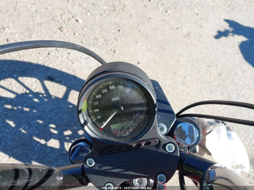 2012 Harley-Davidson Xl883 Iron 883 VIN: 1HD4LE210CC442998 Lot: 43534573