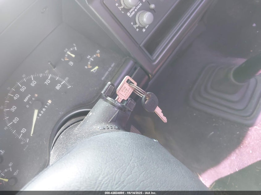 1994 GMC Sonoma VIN: 1GTCS1449R8521663 Lot: 43534591