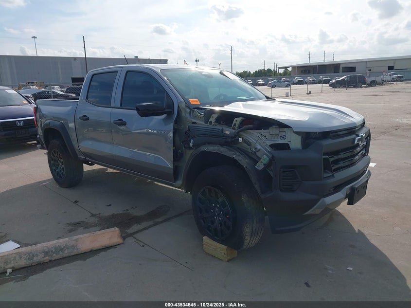 CHEVROLET COLORADO 4WD SHORT BOX TRAIL BOSS
