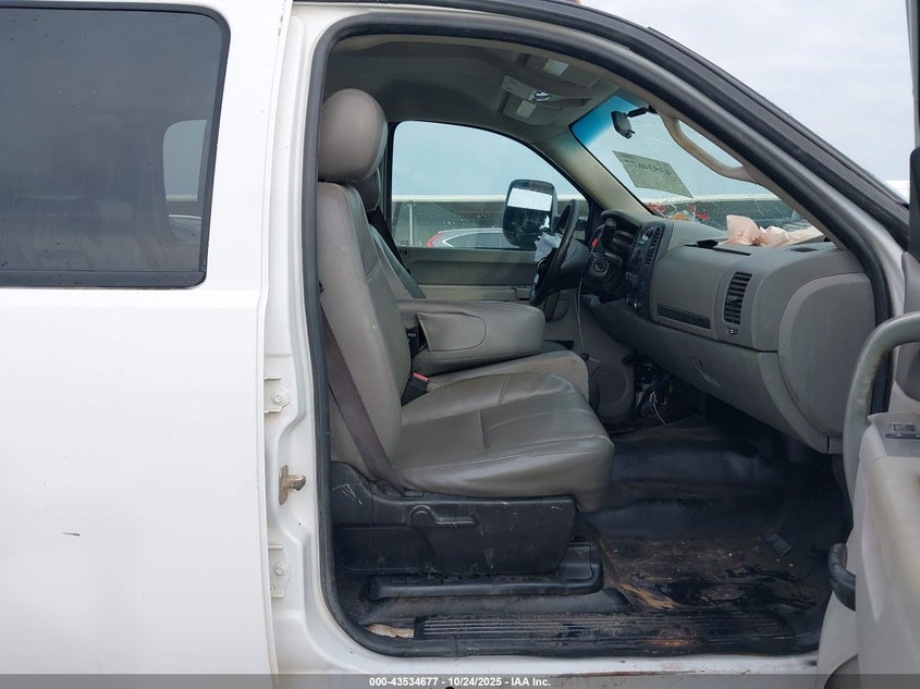 1GB4CZCL1CF138526 2012 CHEVROLET SILVERADO photo no. 5