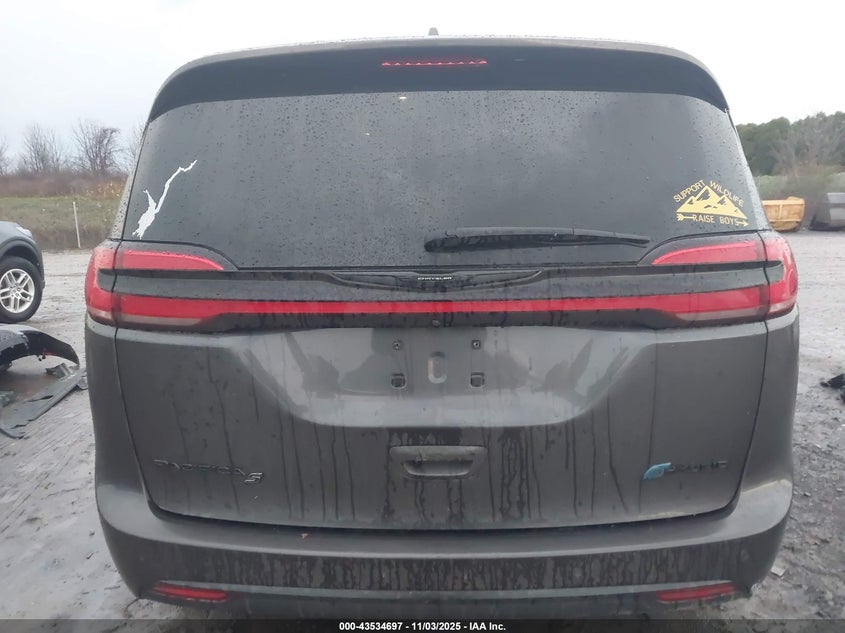 2022 Chrysler Pacifica Hybrid Touring L VIN: 2C4RC1L78NR200165 Lot: 43534697