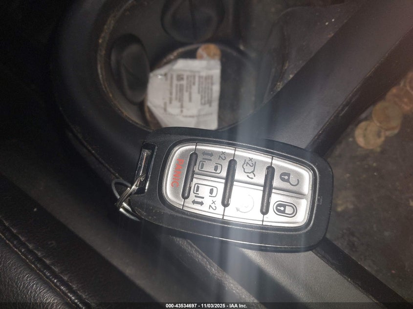 2022 Chrysler Pacifica Hybrid Touring L VIN: 2C4RC1L78NR200165 Lot: 43534697