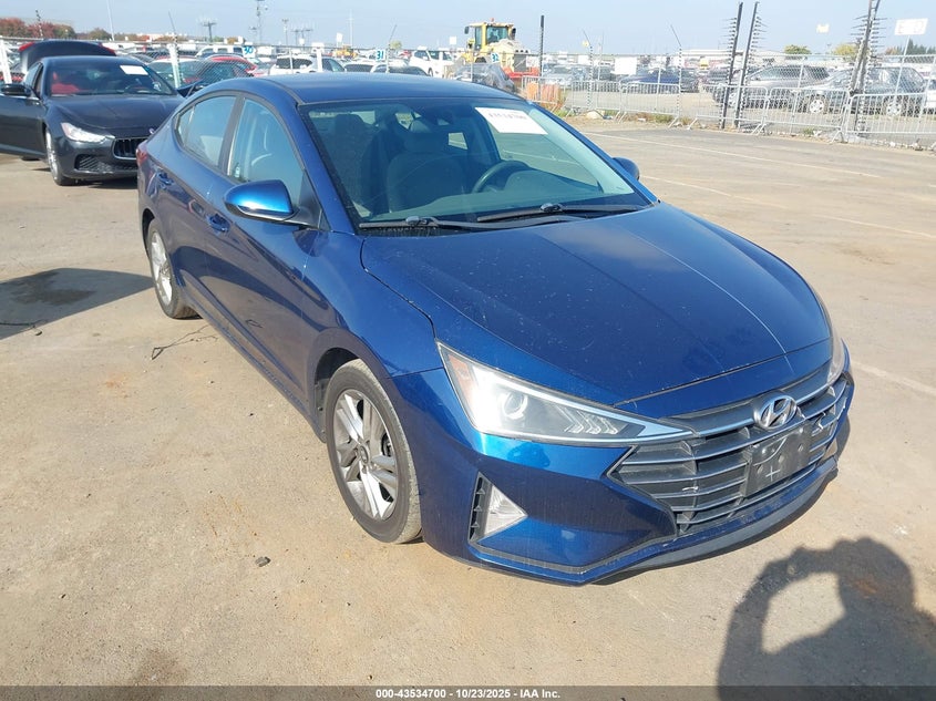 HYUNDAI ELANTRA SEL