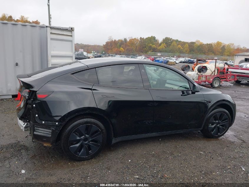 2024 Tesla Model Y Long Range Dual Motor All-Wheel Drive/Rwd VIN: 7SAYGDED2RF207332 Lot: 43534739
