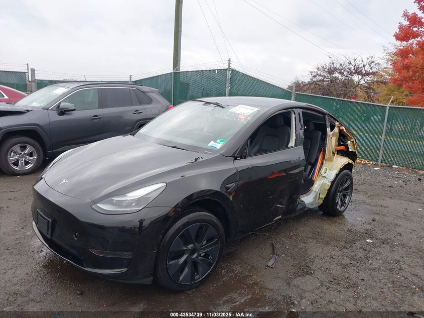 2024 Tesla Model Y Long Range Dual Motor All-Wheel Drive/Rwd