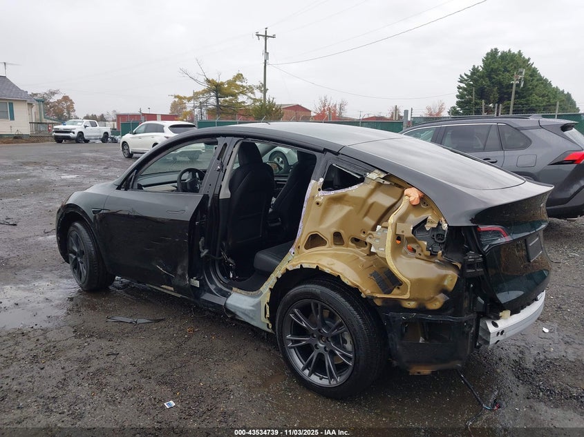 2024 Tesla Model Y Long Range Dual Motor All-Wheel Drive/Rwd