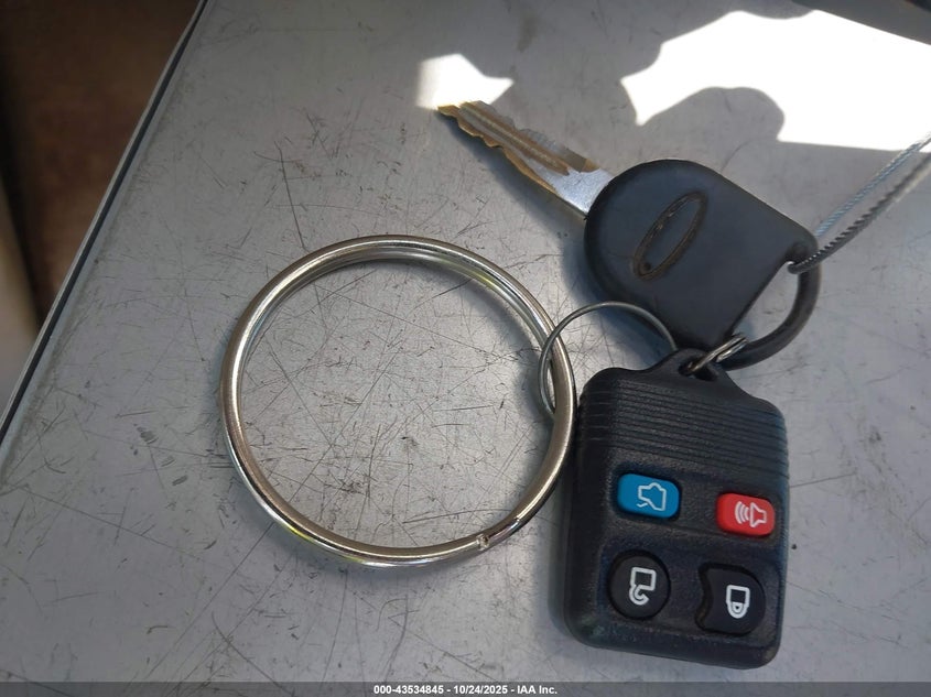 2005 Ford Freestar Sel VIN: 2FMZA52205BA33758 Lot: 43534845