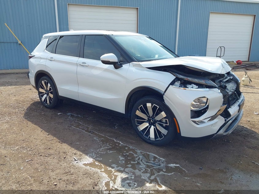 MITSUBISHI OUTLANDER SE 2.5 2WD