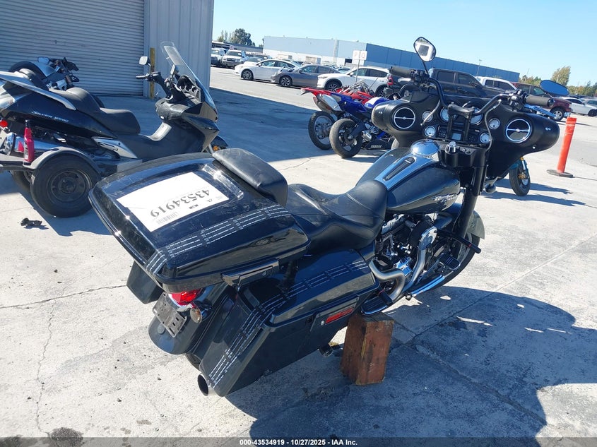 1HD1KB4399Y649825 2009 HARLEY-DAVIDSON STREET GLIDE photo no. 4