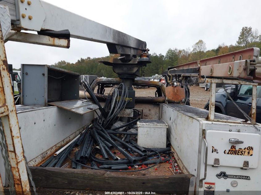 2005 Ford F-350 Xl/Xlt VIN: 1FDWF36Y85EC37106 Lot: 43534951