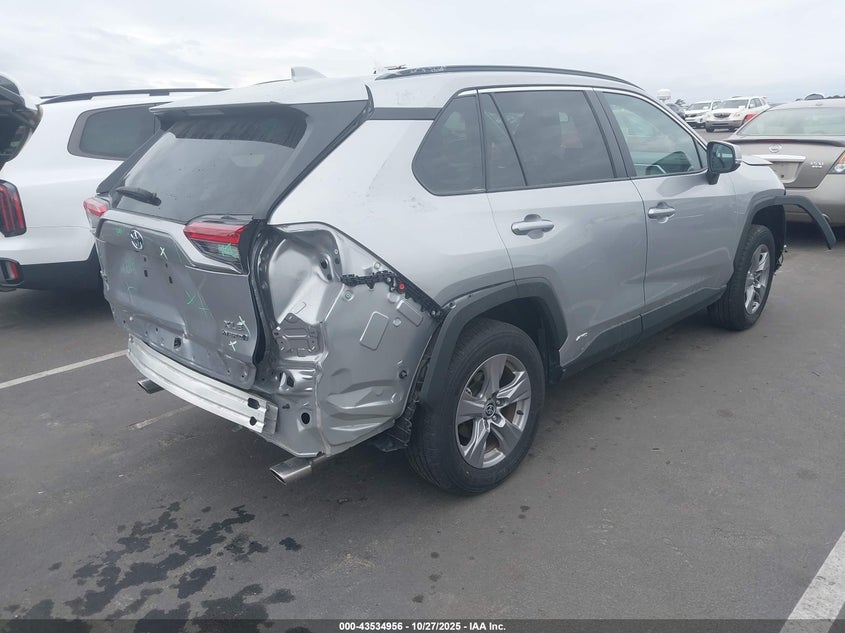 4T3RWRFV4PU100802 2023 TOYOTA RAV 4 photo no. 4