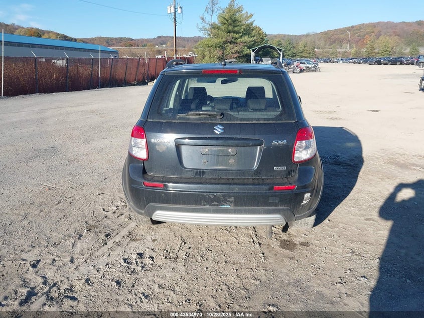 2008 Suzuki Sx4 Convenience/Touring VIN: JS2YB413885111686 Lot: 43534970