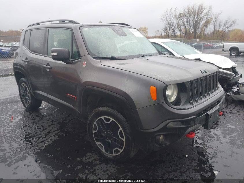 JEEP RENEGADE TRAILHAWK 4X4