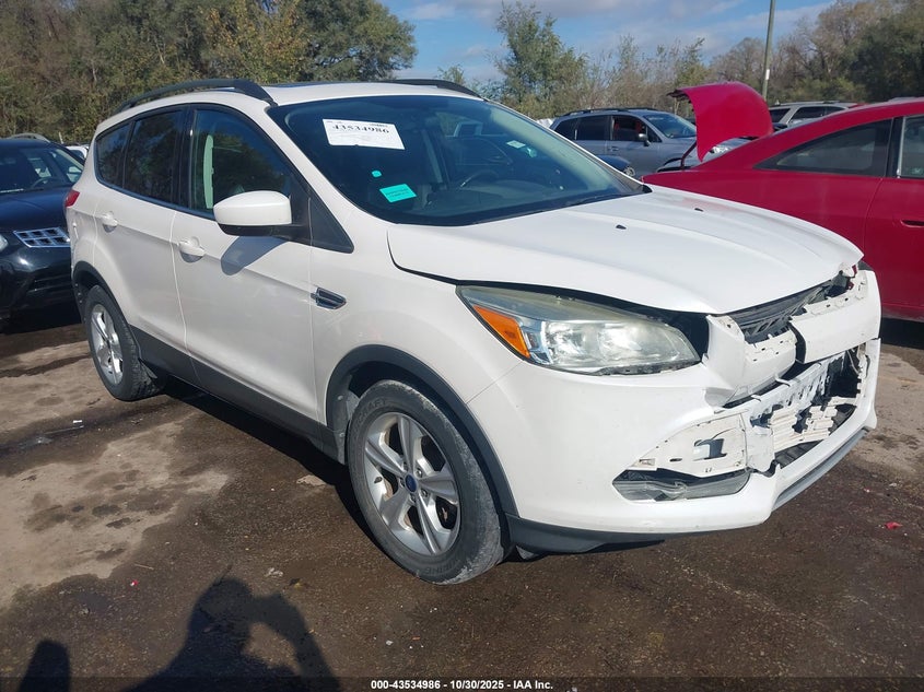 FORD ESCAPE SE