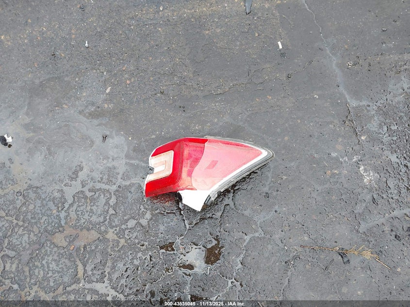 2018 SUBARU FORESTER 2.5I PREMIUM JF2SJAGC2JH470563