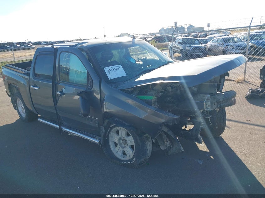 CHEVROLET SILVERADO 1500 LT