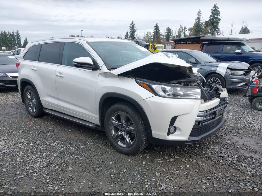 TOYOTA HIGHLANDER LIMITED PLATINUM