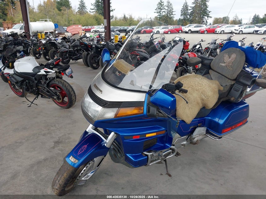 1HFSC220XPA501688 1993 HONDA GL photo no. 2