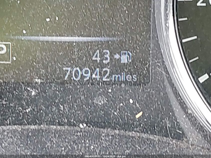 2017 NISSAN ROGUE SPORT S JN1BJ1CR1HW137322