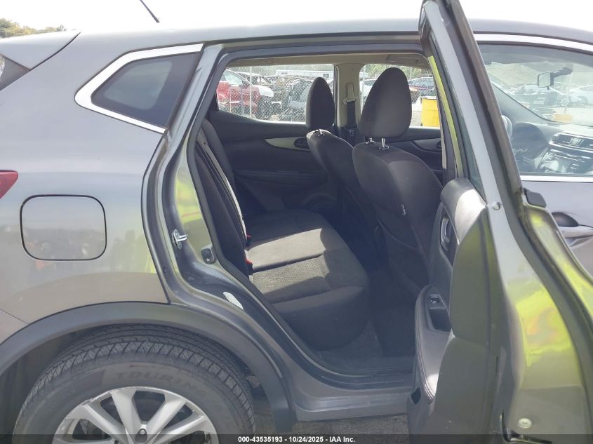 2017 NISSAN ROGUE SPORT S JN1BJ1CR1HW137322