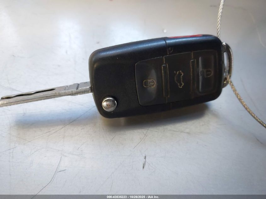 2006 Volkswagen New Beetle 2.5 VIN: 3VWRG31YX6M320499 Lot: 43535223