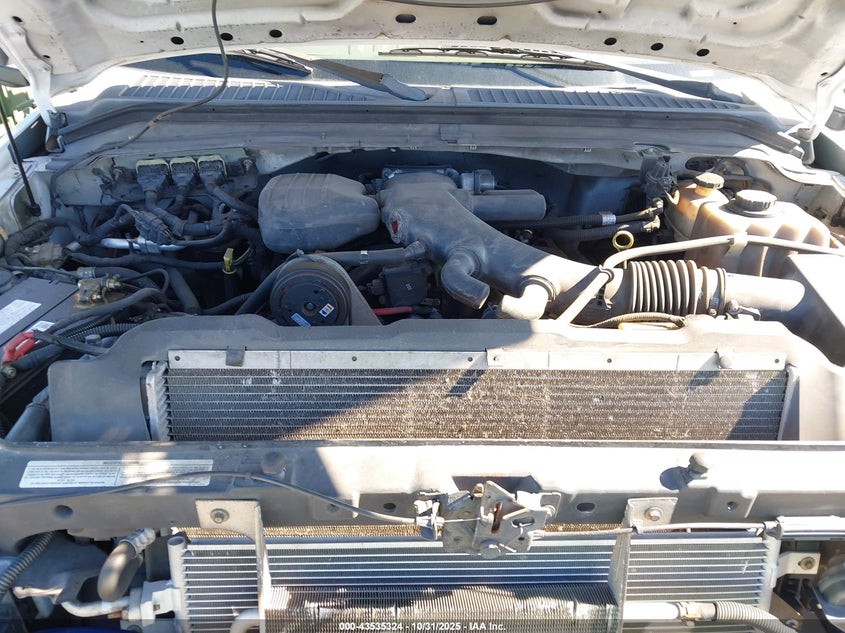 2008 Ford F-450 Chassis Xl/Xlt VIN: 1FDXF46Y18ED45422 Lot: 43535324