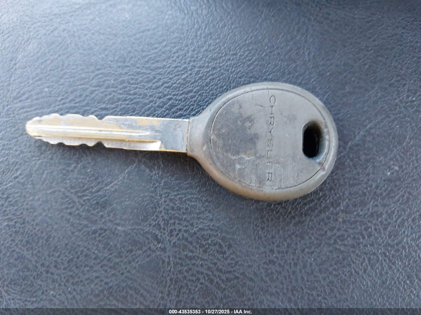 2004 Chrysler Sebring Limited VIN: 4C3AG52H34E082513 Lot: 43535353