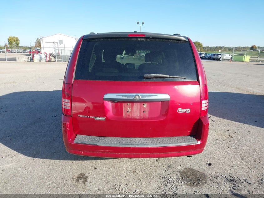 2008 Chrysler Town & Country Touring VIN: 2A8HR54P88R629495 Lot: 43535391
