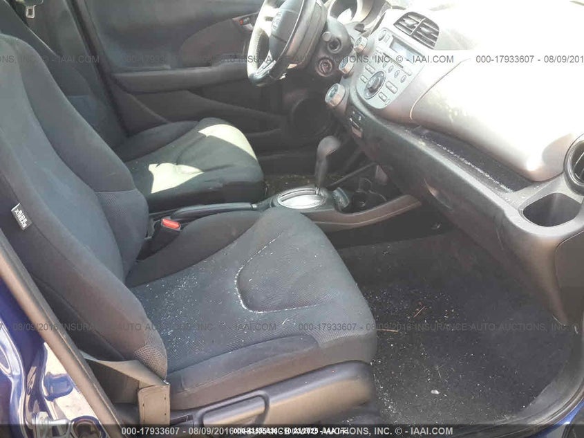 JHMGE8H48AS020300 2010 HONDA FIT photo no. 5