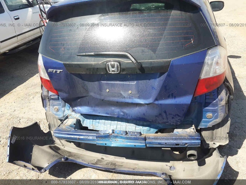 JHMGE8H48AS020300 2010 HONDA FIT photo no. 6