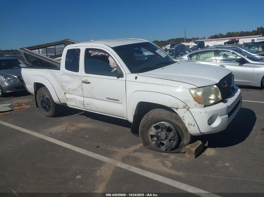 TOYOTA TACOMA BASE V6