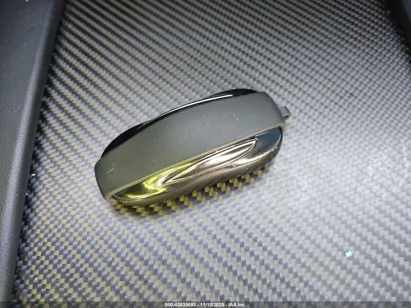 2021 Tesla Model X Performance Dual Motor All-Wheel Drive VIN: 5YJXCBE46MF322680 Lot: 43535693