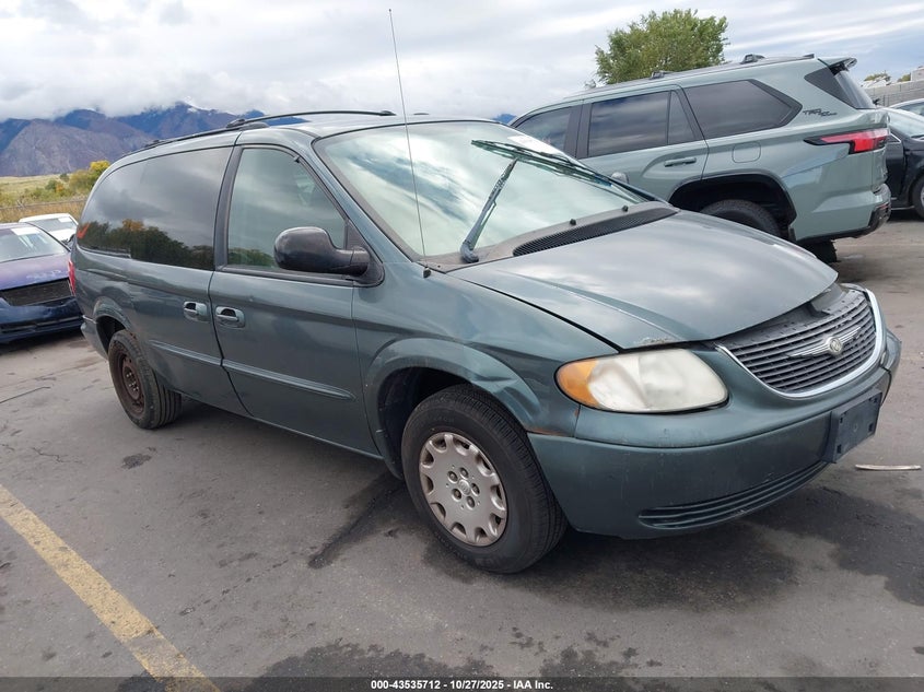 2003 Chrysler Town & Country Lx