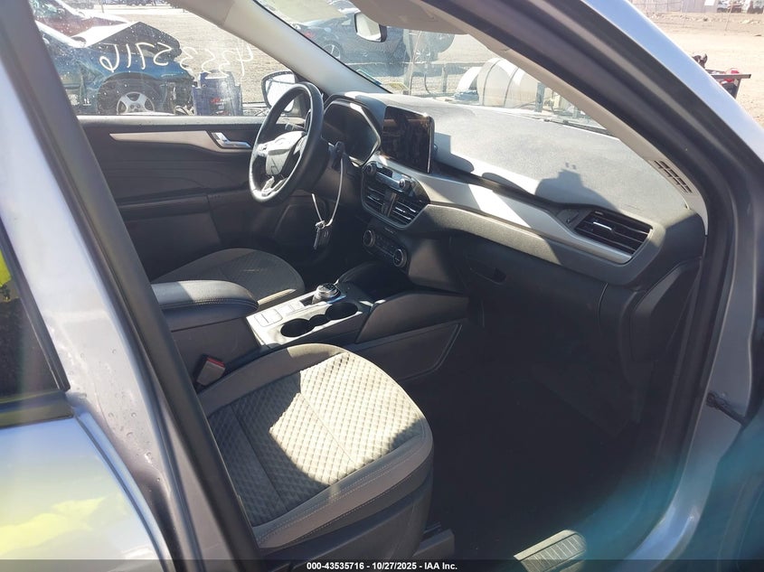 2021 FORD ESCAPE SE 1FMCU0G62MUA99720
