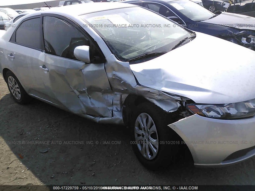 2013 Kia Forte Lx VIN: KNAFT4A28D5700413 Lot: 43535944