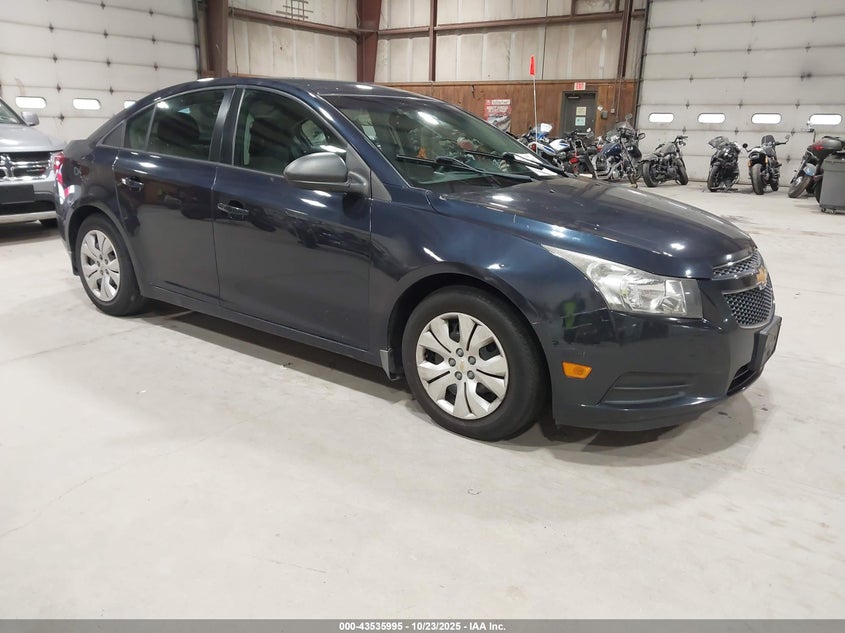 CHEVROLET CRUZE LS AUTO