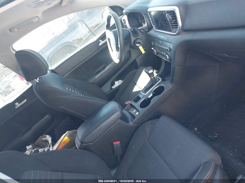 2021 KIA SPORTAGE LX KNDPM3AC2M7920092