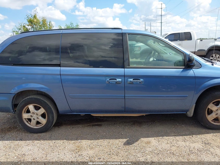 2007 Dodge Grand Caravan Sxt VIN: 2D4GP44L07R131762 Lot: 43536047